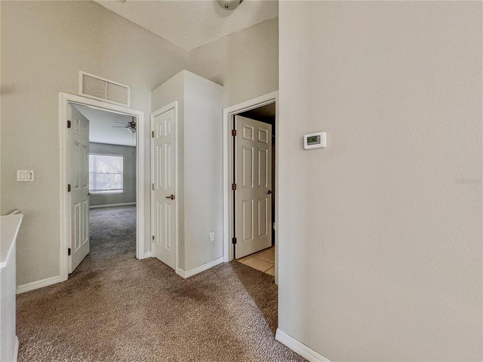 Activo con contrato: $295,000 (4 camas, 3 baños, 1873 Pies cuadrados)