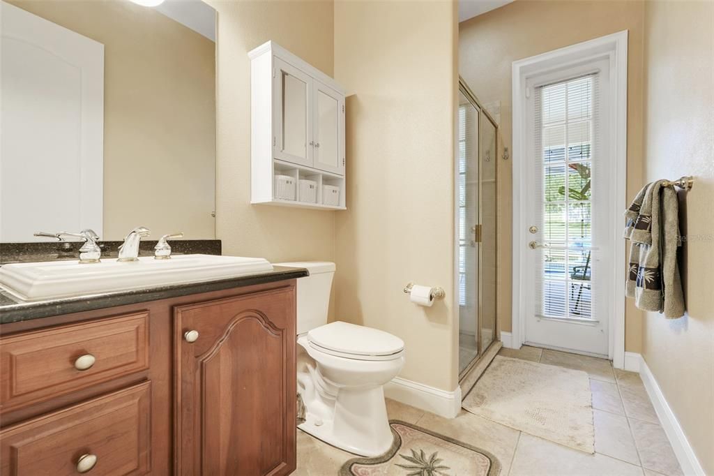 合同活跃: $749,900 (4 贝兹, 4 浴室, 3433 平方英尺)