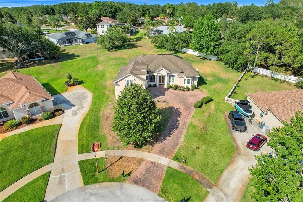 合同活跃: $749,900 (4 贝兹, 4 浴室, 3433 平方英尺)