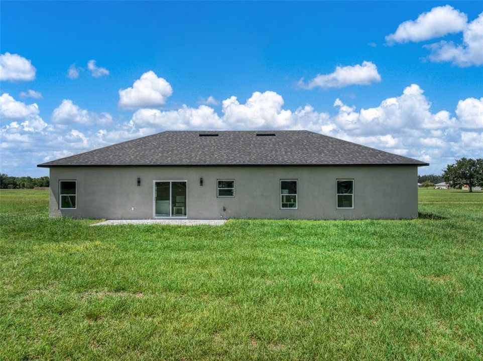 待售: $375,000 (4 贝兹, 2 浴室, 1947 平方英尺)