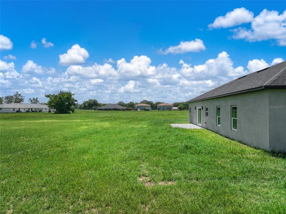 待售: $375,000 (4 贝兹, 2 浴室, 1947 平方英尺)