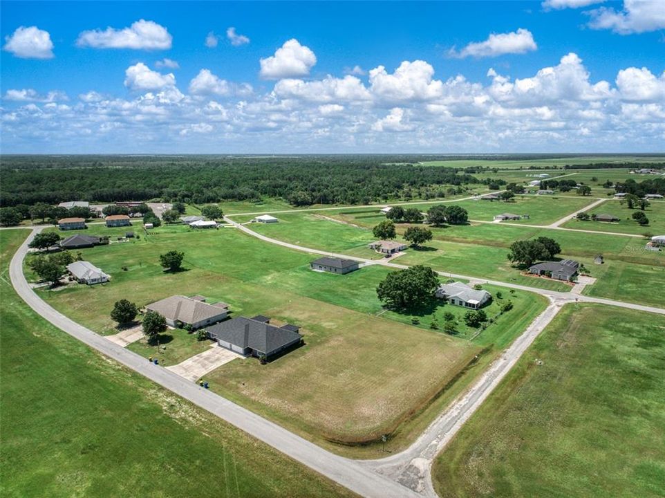 待售: $375,000 (4 贝兹, 2 浴室, 1947 平方英尺)