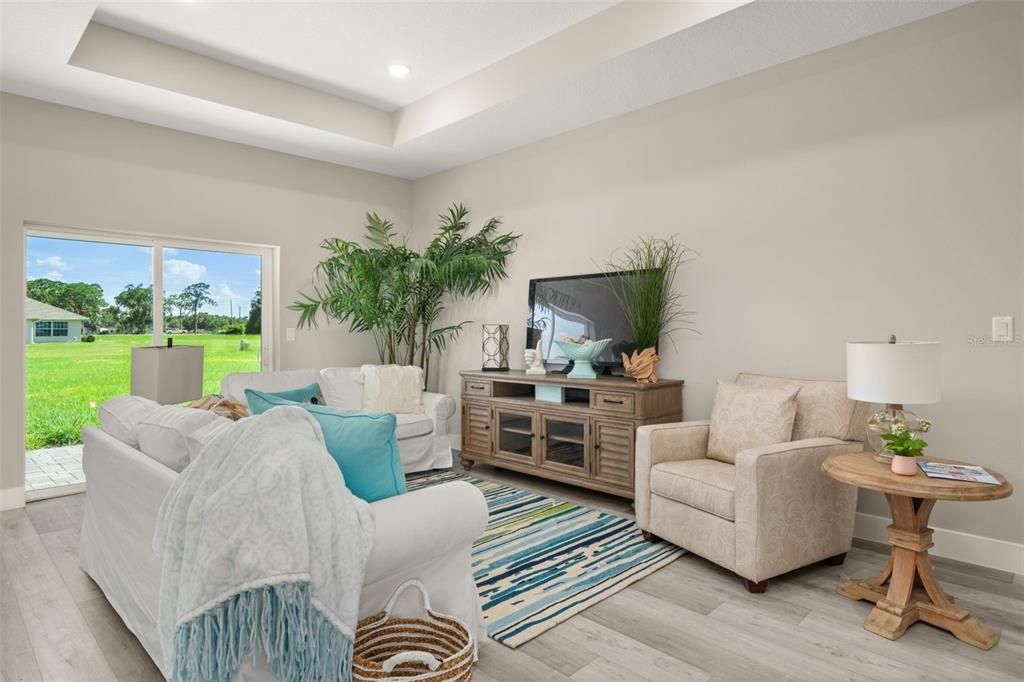 待售: $375,000 (4 贝兹, 2 浴室, 1947 平方英尺)