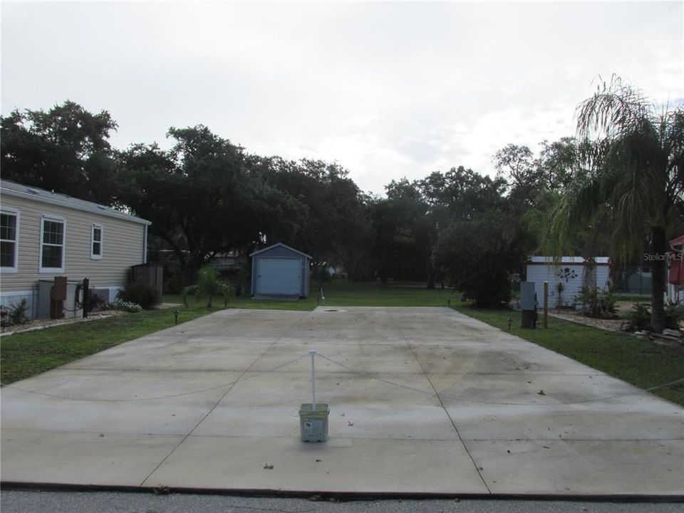 待售: $67,500 (0.10 acres)