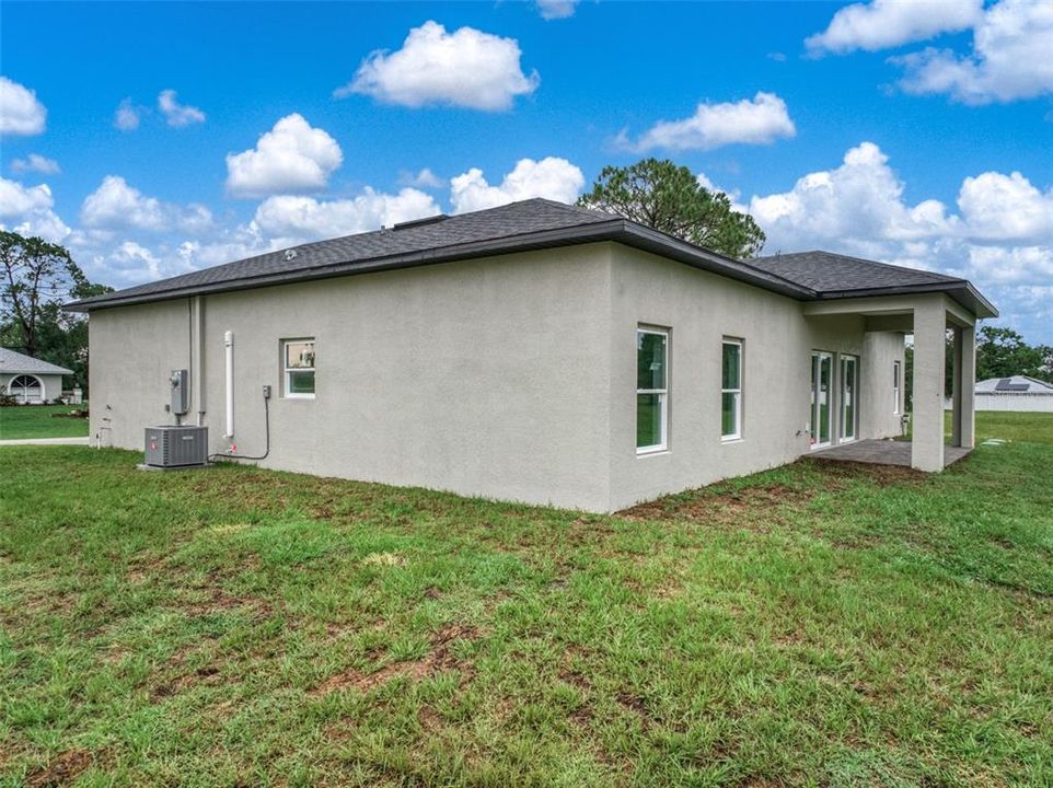 For Sale: $315,000 (3 beds, 2 baths, 1586 Square Feet)