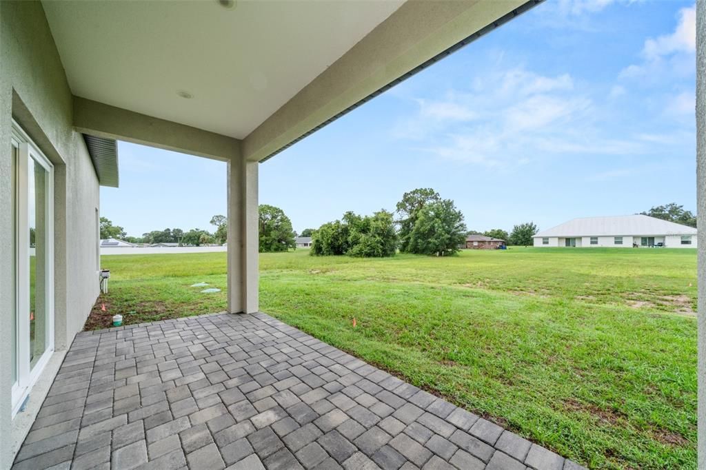 For Sale: $315,000 (3 beds, 2 baths, 1586 Square Feet)