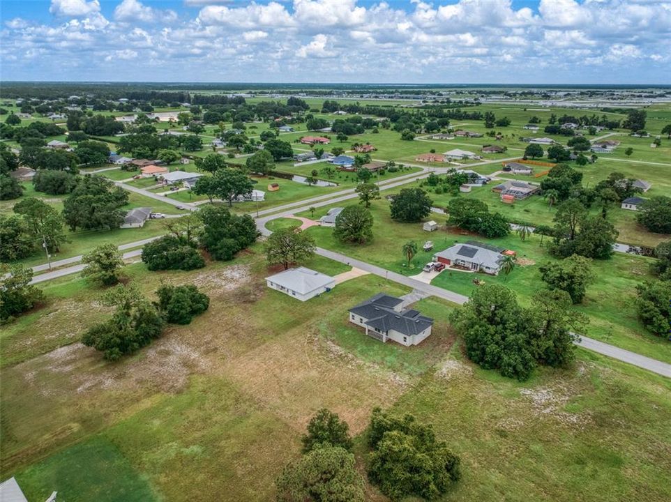 Под контрактом: $315,000 (3 спален, 2 ванн, 1586 Квадратных фут)