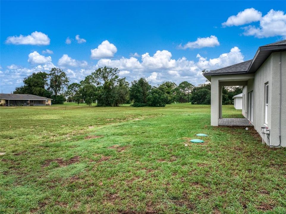 For Sale: $315,000 (3 beds, 2 baths, 1586 Square Feet)