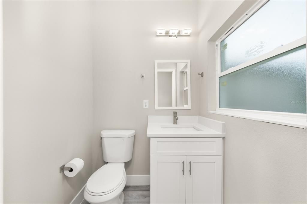 For Sale: $315,000 (3 beds, 2 baths, 1586 Square Feet)