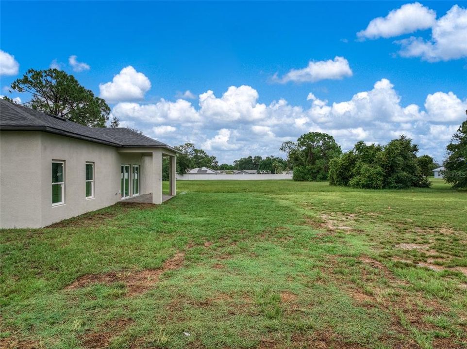 For Sale: $315,000 (3 beds, 2 baths, 1586 Square Feet)