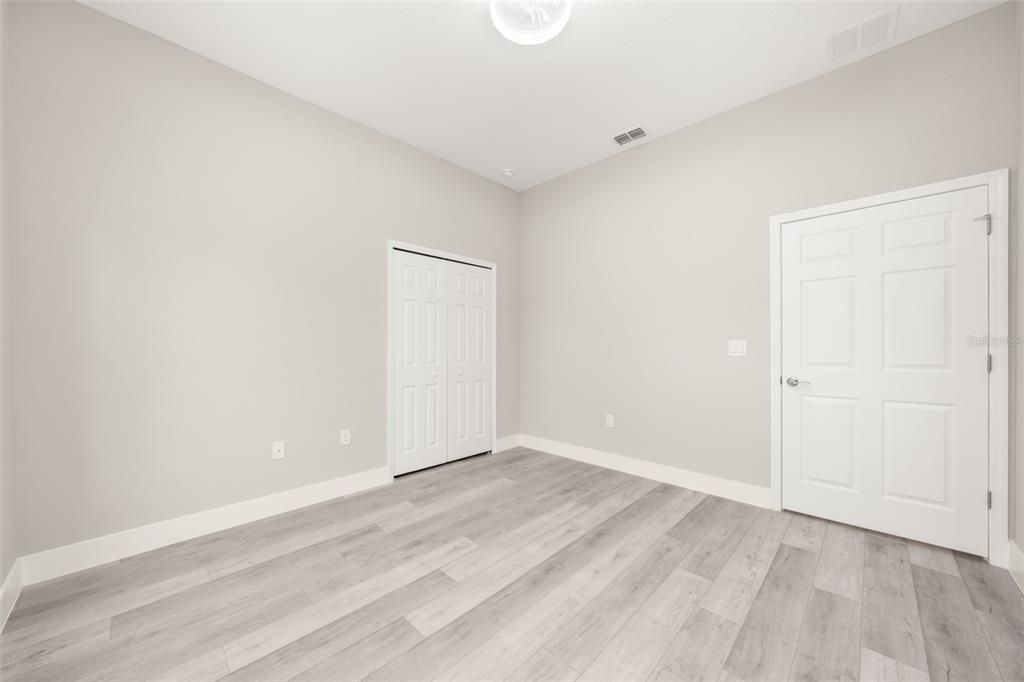 For Sale: $315,000 (3 beds, 2 baths, 1586 Square Feet)