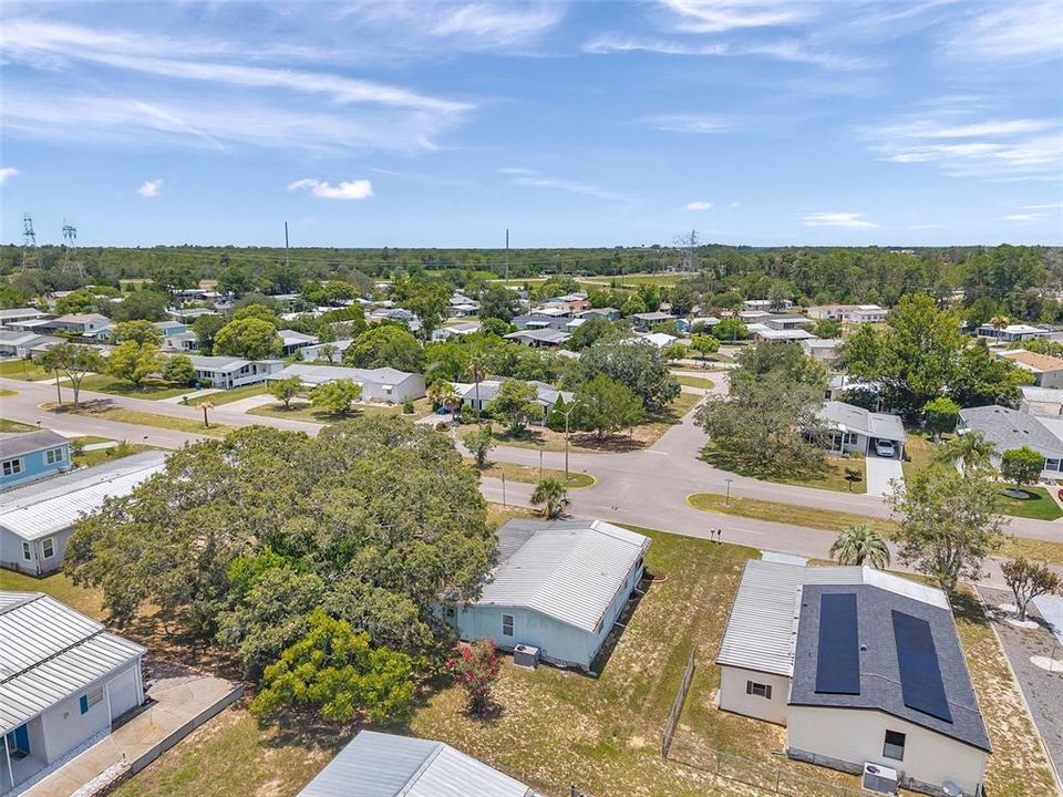 待售: $119,000 (2 贝兹, 2 浴室, 828 平方英尺)