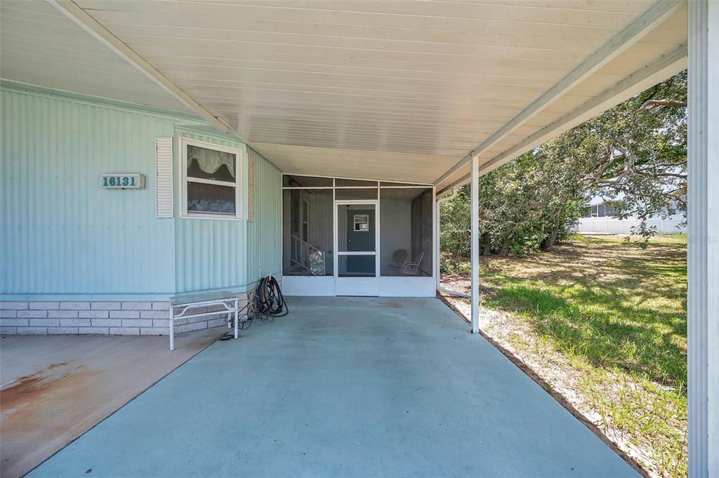 待售: $119,000 (2 贝兹, 2 浴室, 828 平方英尺)