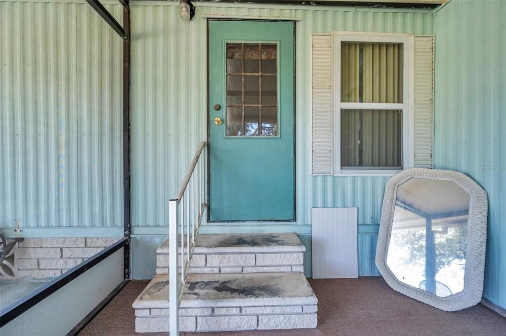 待售: $119,000 (2 贝兹, 2 浴室, 828 平方英尺)