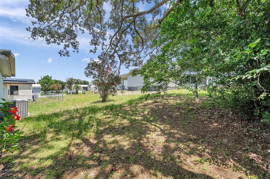 待售: $119,000 (2 贝兹, 2 浴室, 828 平方英尺)