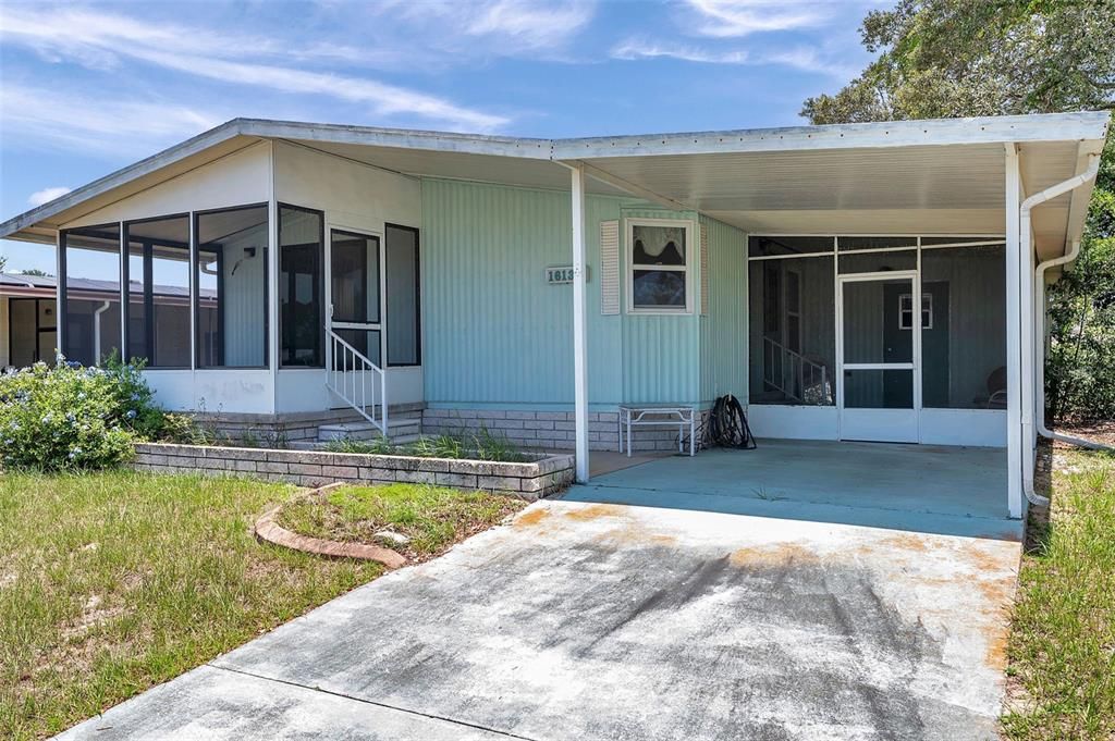 待售: $119,000 (2 贝兹, 2 浴室, 828 平方英尺)