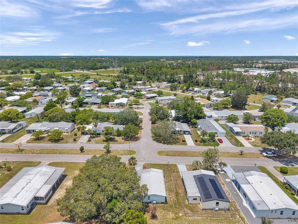 待售: $119,000 (2 贝兹, 2 浴室, 828 平方英尺)