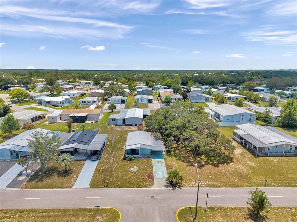 待售: $119,000 (2 贝兹, 2 浴室, 828 平方英尺)