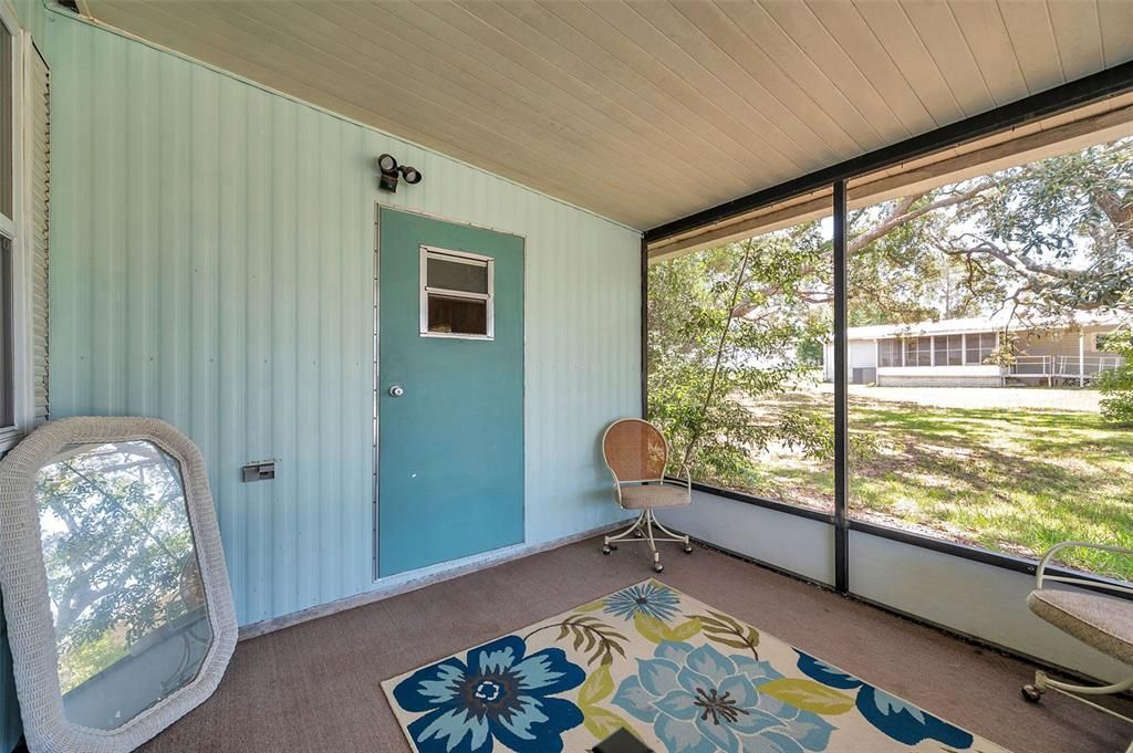 待售: $119,000 (2 贝兹, 2 浴室, 828 平方英尺)