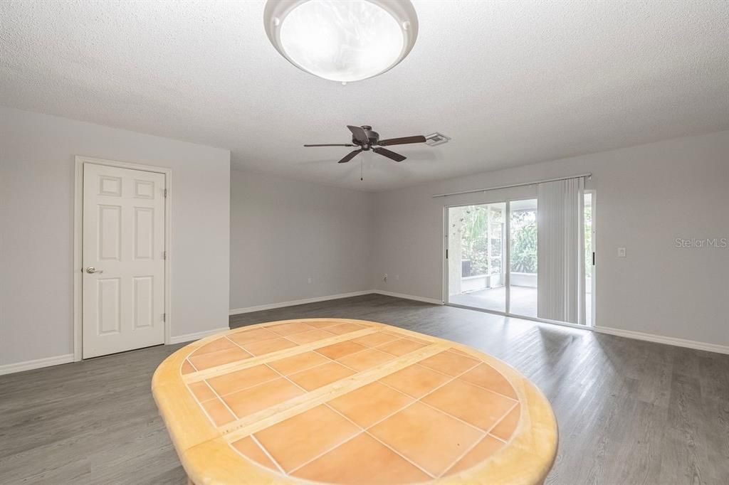 En Venta: $210,000 (2 camas, 2 baños, 1281 Pies cuadrados)