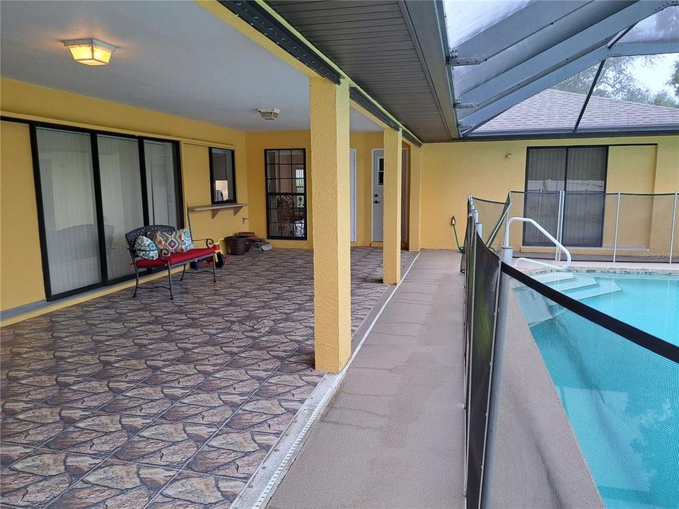 出租: $2,600 (3 贝兹, 2 浴室, 2058 平方英尺)