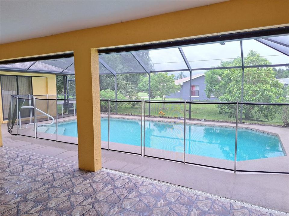 出租: $2,600 (3 贝兹, 2 浴室, 2058 平方英尺)