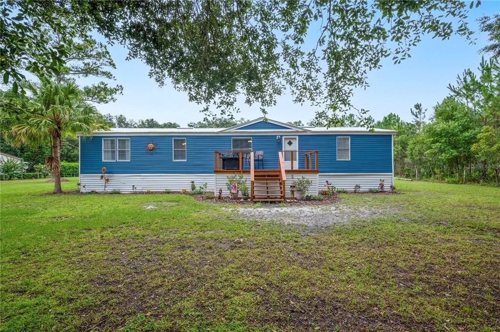 Active With Contract: $275,000 (3 beds, 2 baths, 1464 Square Feet)