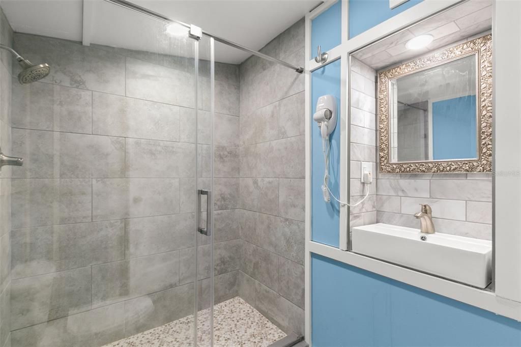 For Sale: $750,000 (42 beds, 0 baths, 2106 Square Feet)