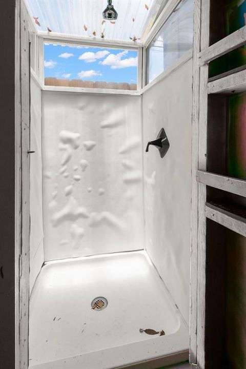 For Sale: $750,000 (42 beds, 0 baths, 2106 Square Feet)