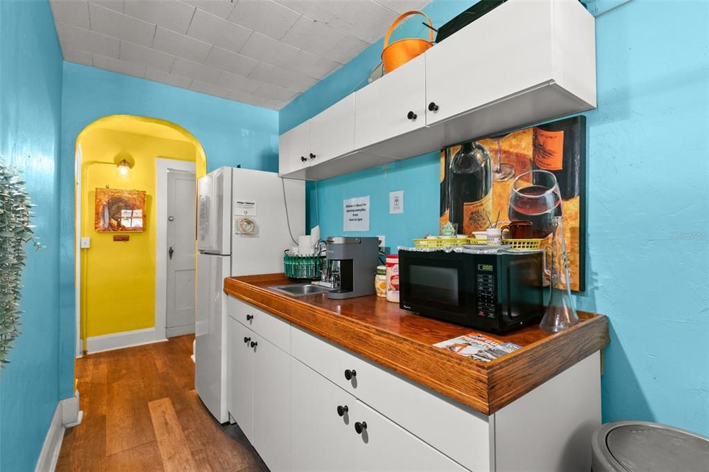 For Sale: $750,000 (42 beds, 0 baths, 2106 Square Feet)