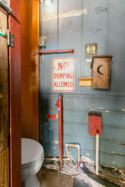 For Sale: $750,000 (42 beds, 0 baths, 2106 Square Feet)