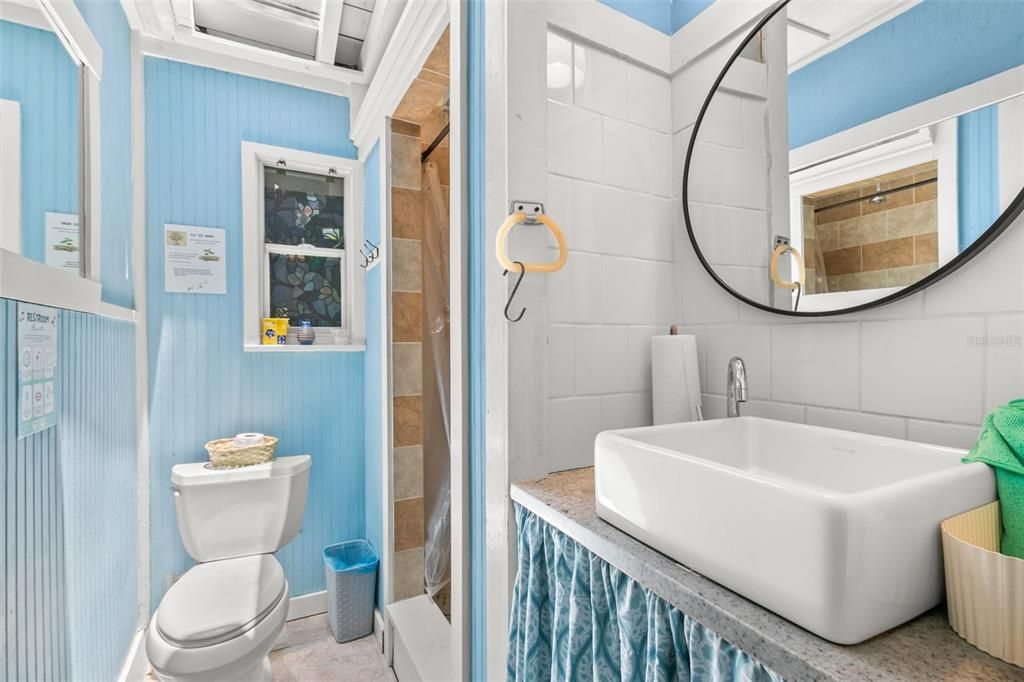 For Sale: $750,000 (42 beds, 0 baths, 2106 Square Feet)