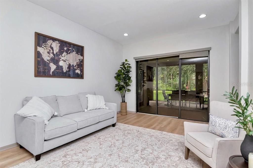 На продажу: $849,000 (5 спален, 3 ванн, 3445 Квадратных фут)