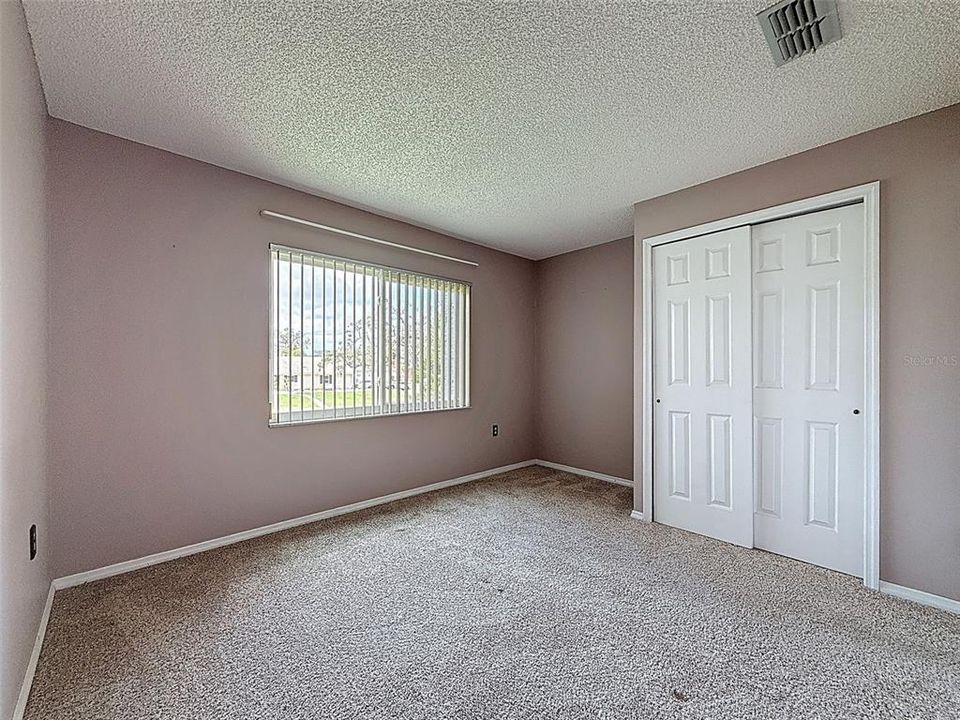 For Sale: $139,000 (2 beds, 2 baths, 1142 Square Feet)