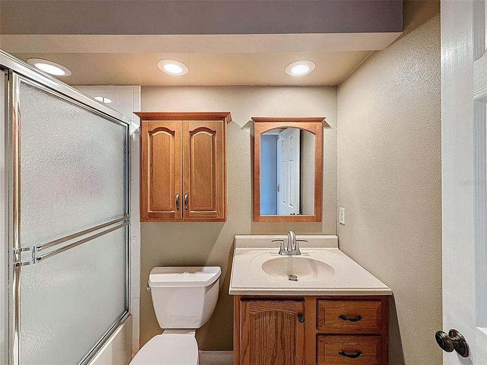 For Sale: $139,000 (2 beds, 2 baths, 1142 Square Feet)