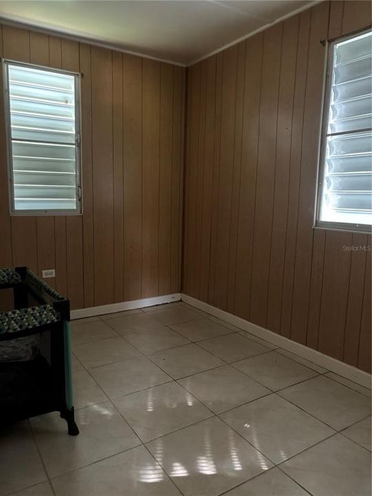 For Sale: $1,100,000 (2 beds, 1 baths, 650 Square Feet)