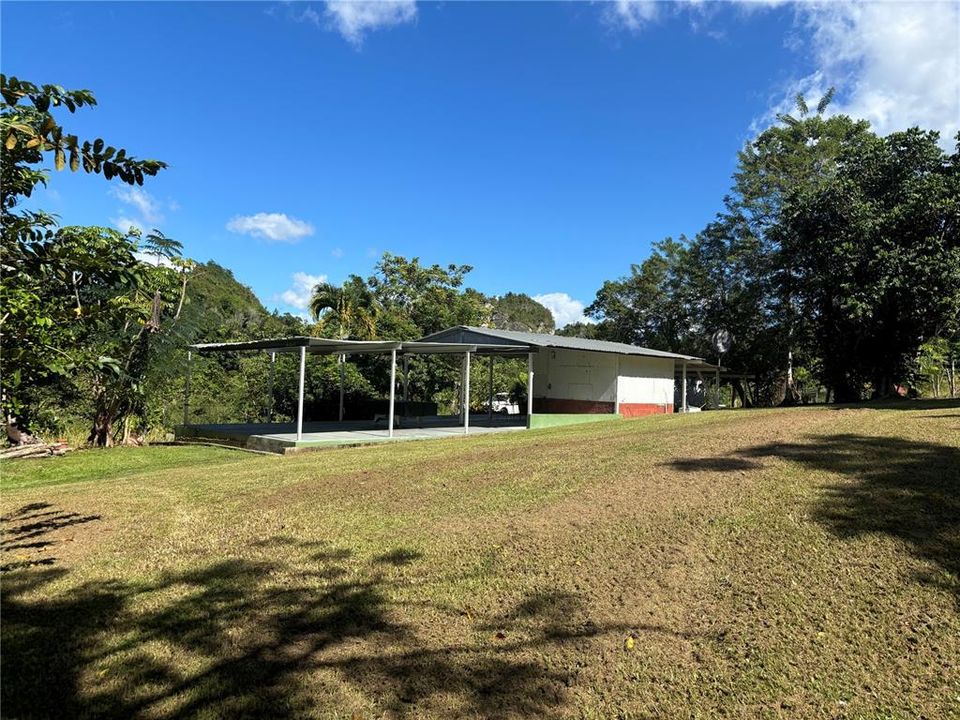 For Sale: $1,100,000 (2 beds, 1 baths, 650 Square Feet)