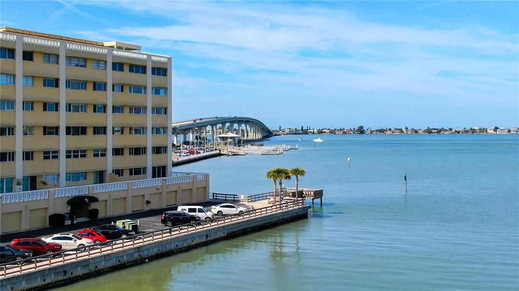 For Sale: $364,900 (2 beds, 2 baths, 1440 Square Feet)