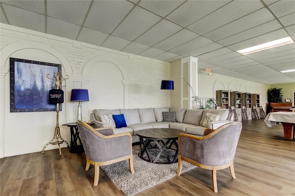 For Sale: $364,900 (2 beds, 2 baths, 1440 Square Feet)