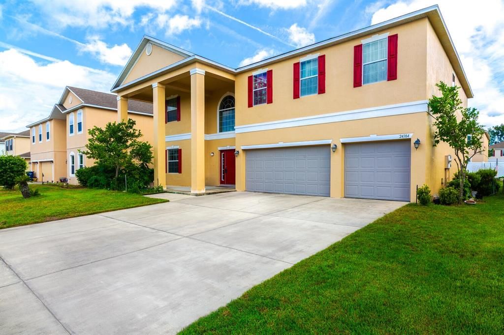 待售: $419,000 (6 贝兹, 4 浴室, 3920 平方英尺)