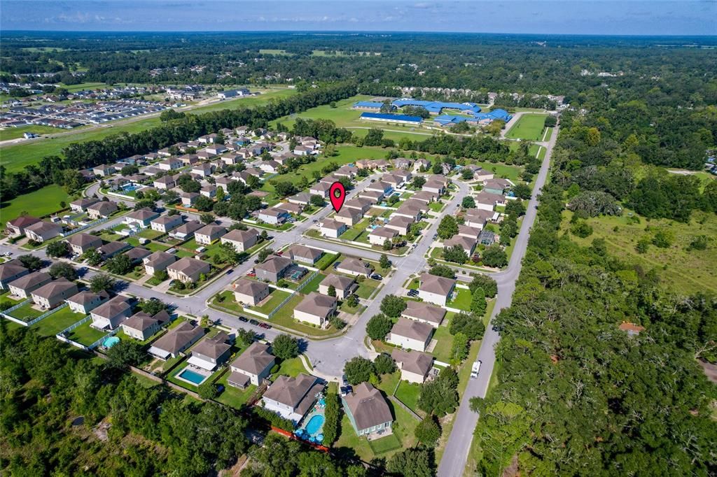 待售: $419,000 (6 贝兹, 4 浴室, 3920 平方英尺)