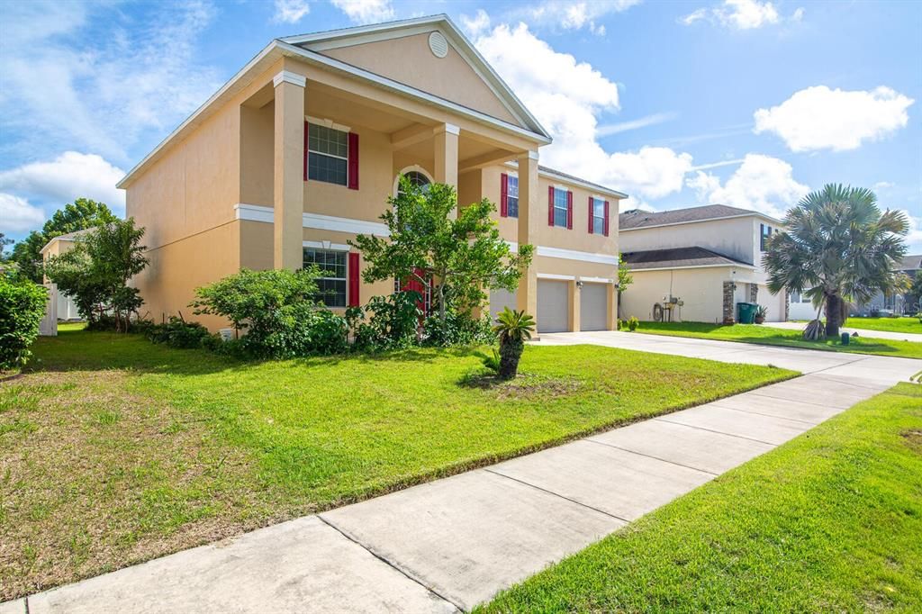 待售: $419,000 (6 贝兹, 4 浴室, 3920 平方英尺)