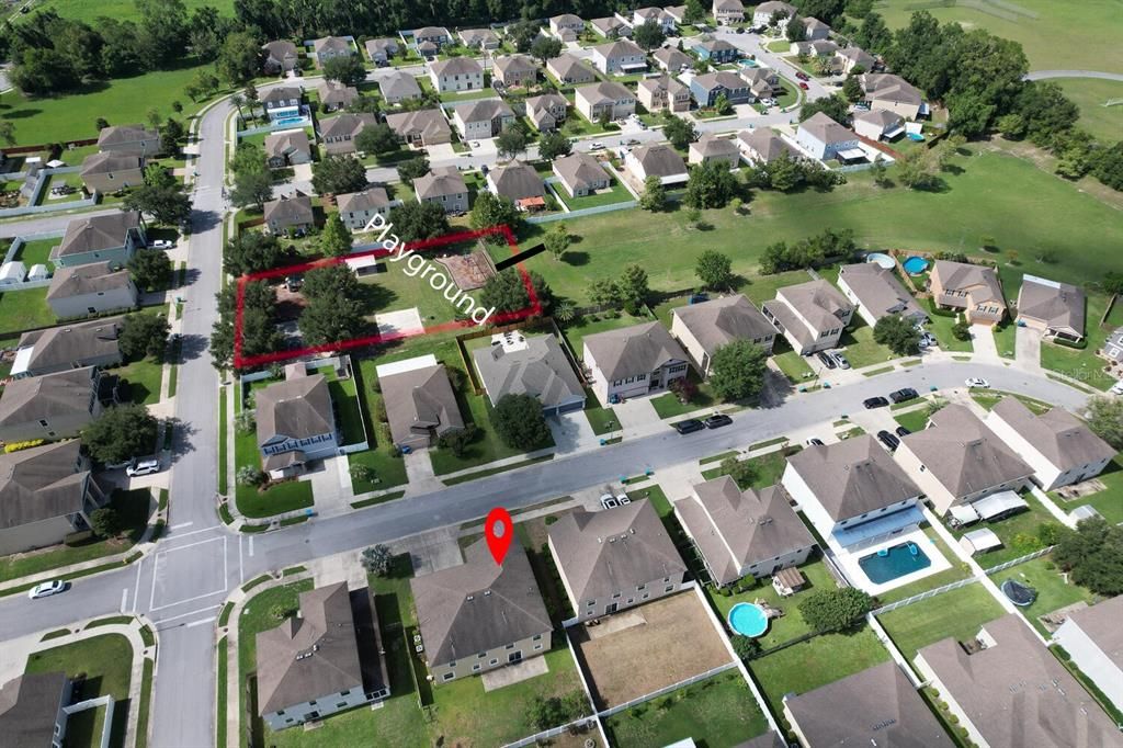 待售: $419,000 (6 贝兹, 4 浴室, 3920 平方英尺)