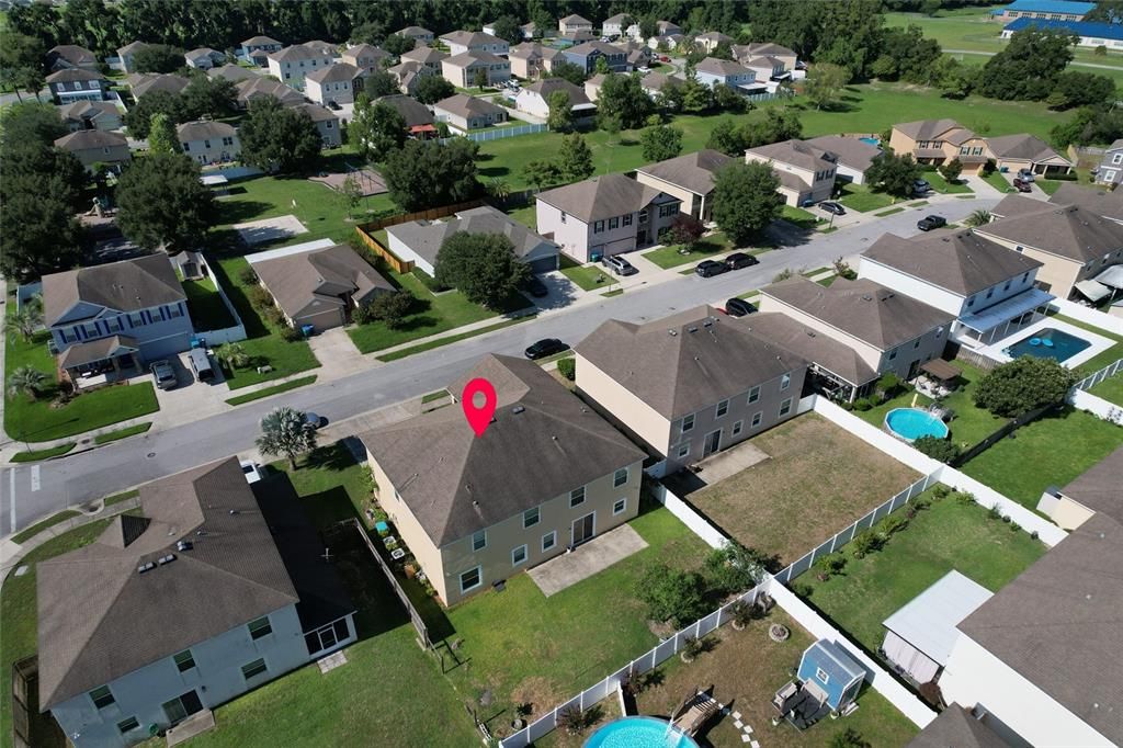 待售: $419,000 (6 贝兹, 4 浴室, 3920 平方英尺)