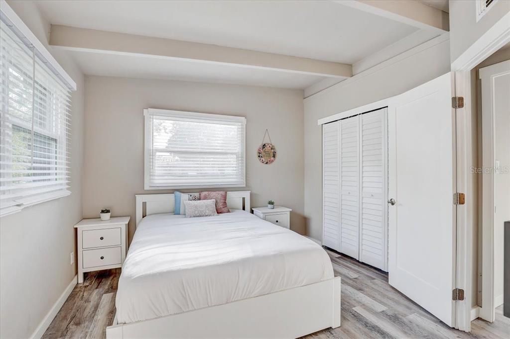 Activo con contrato: $2,000 (3 camas, 2 baños, 1176 Pies cuadrados)