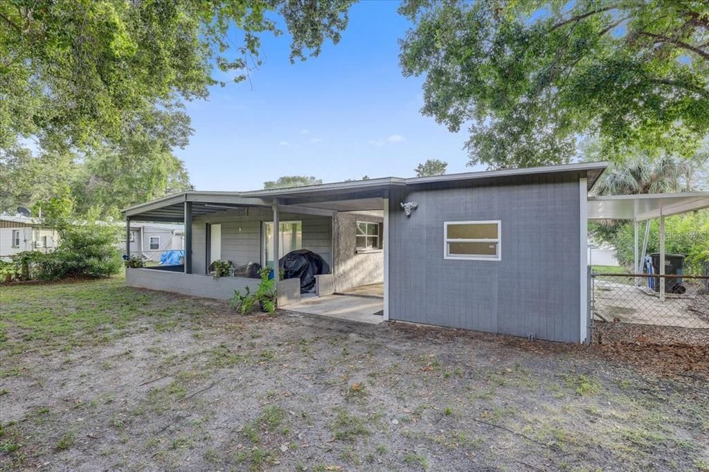 Activo con contrato: $2,000 (3 camas, 2 baños, 1176 Pies cuadrados)