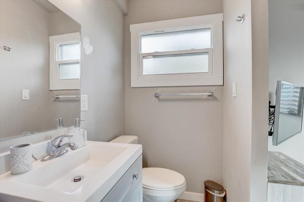 Activo con contrato: $2,000 (3 camas, 2 baños, 1176 Pies cuadrados)