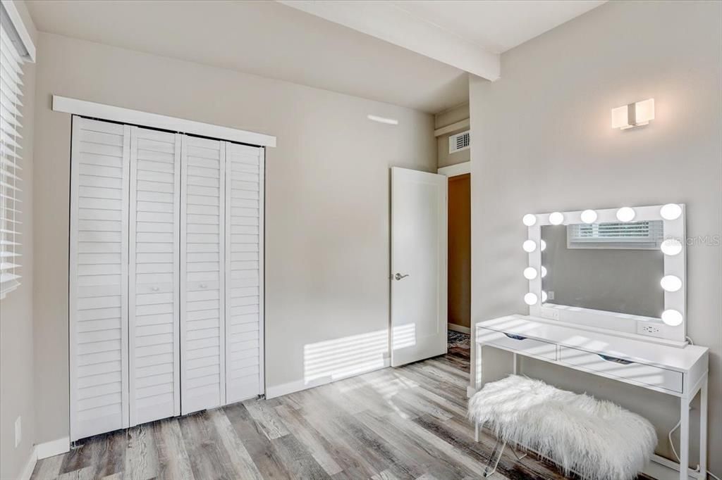 Activo con contrato: $2,000 (3 camas, 2 baños, 1176 Pies cuadrados)