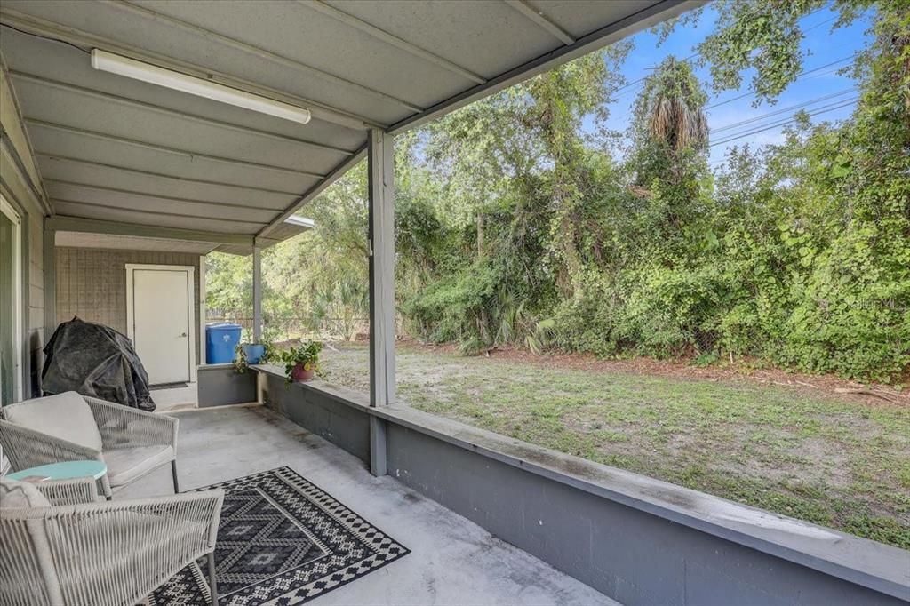 Activo con contrato: $2,000 (3 camas, 2 baños, 1176 Pies cuadrados)