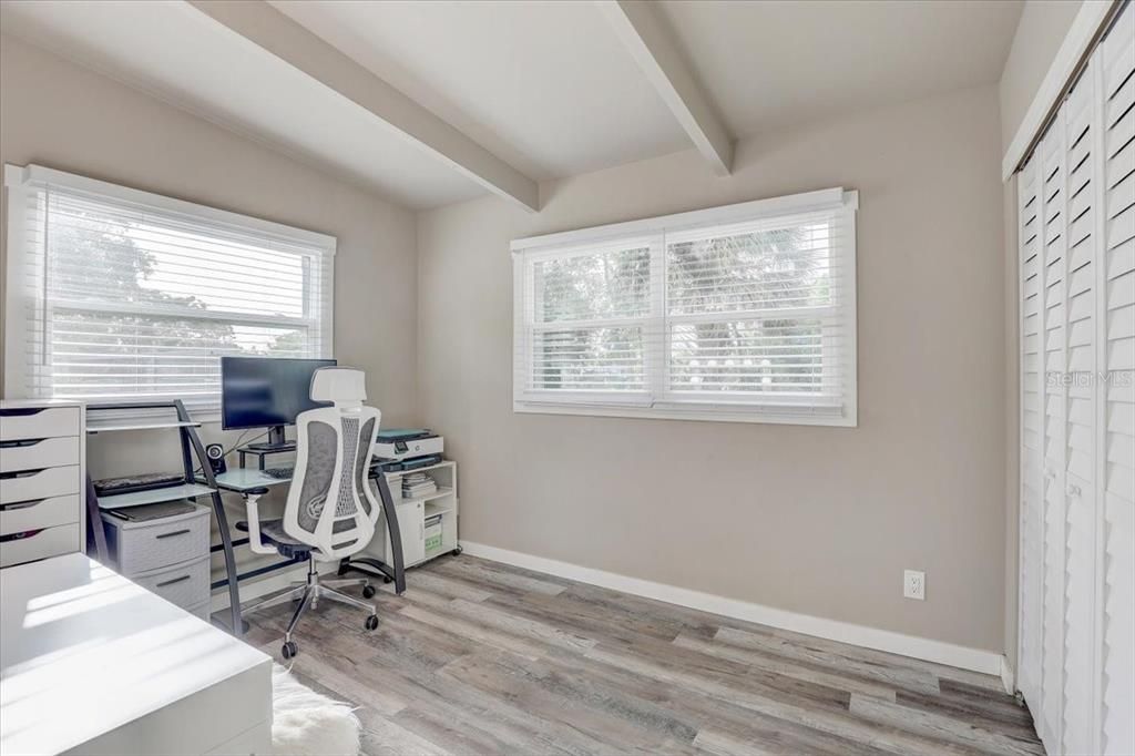 Activo con contrato: $2,000 (3 camas, 2 baños, 1176 Pies cuadrados)